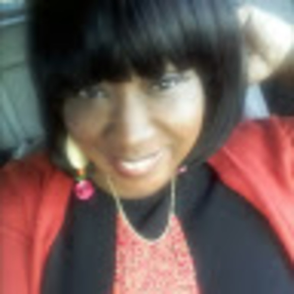 Meet your Posher, Kenobia - Picture 1 of 1